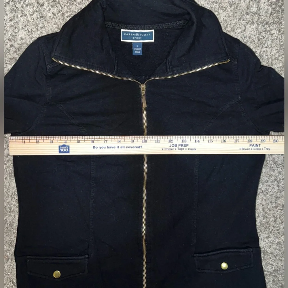 Karen Scott Sport Women's Black Full Zip Jacket! Size Small.